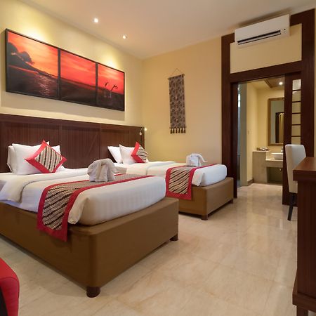Grand Istana Rama Hotel Kuta Lombok Esterno foto