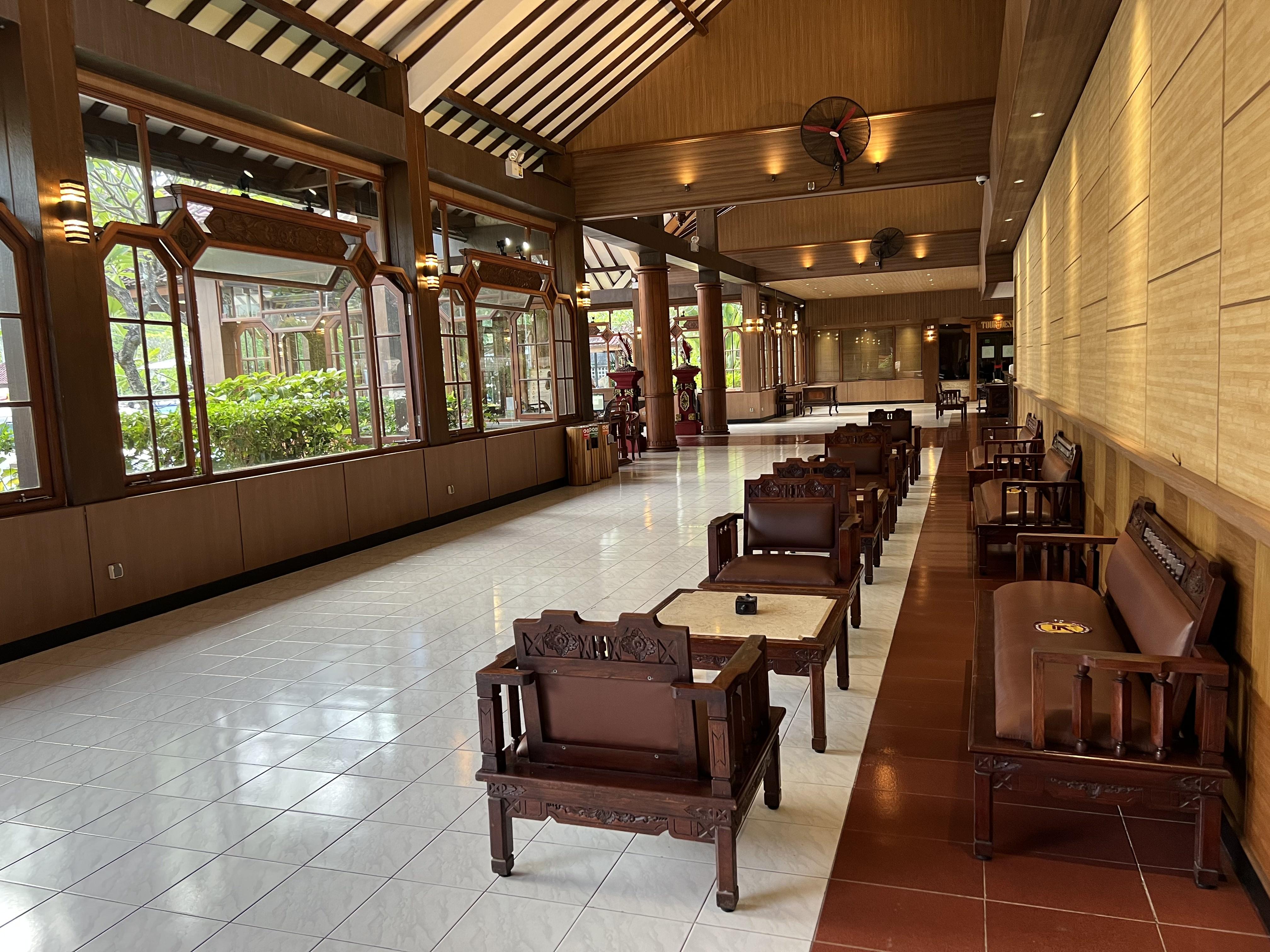 Grand Istana Rama Hotel Kuta Lombok Esterno foto