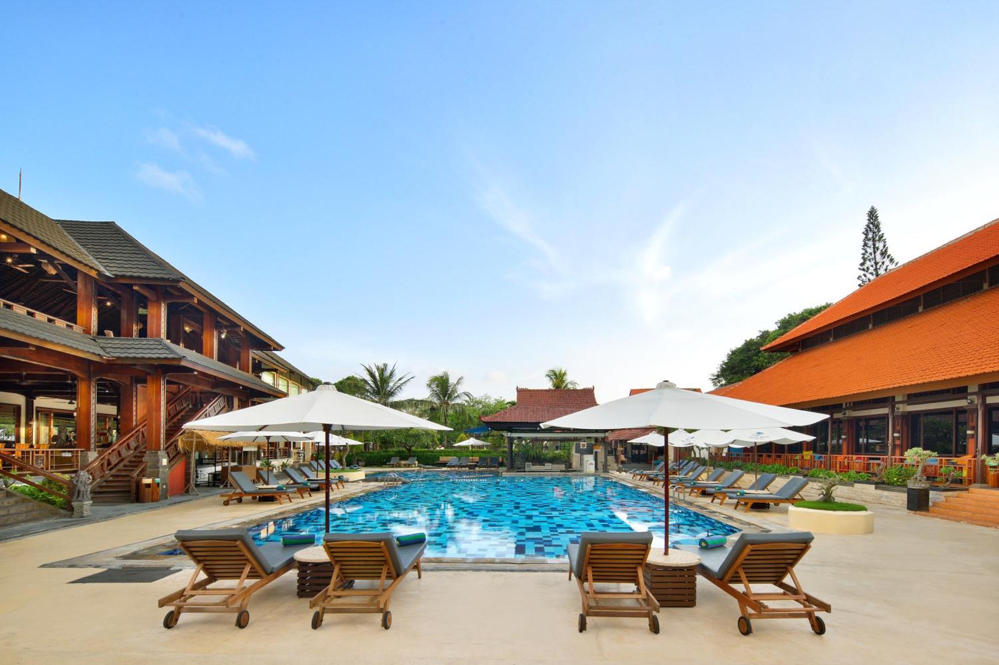 Grand Istana Rama Hotel Kuta Lombok Esterno foto